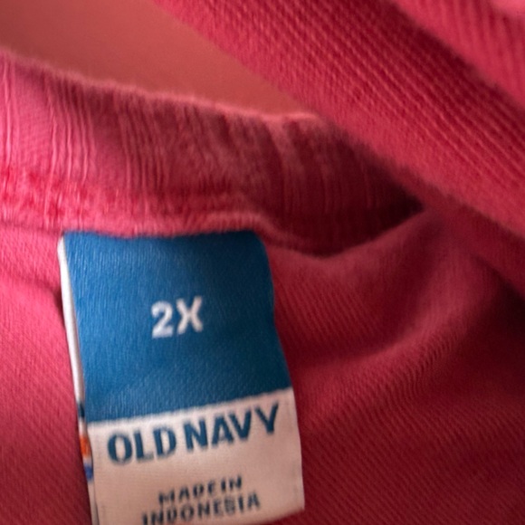 Old Navy Fitted Rib-Knit Halter Midi Dress - Picture 4 of 11